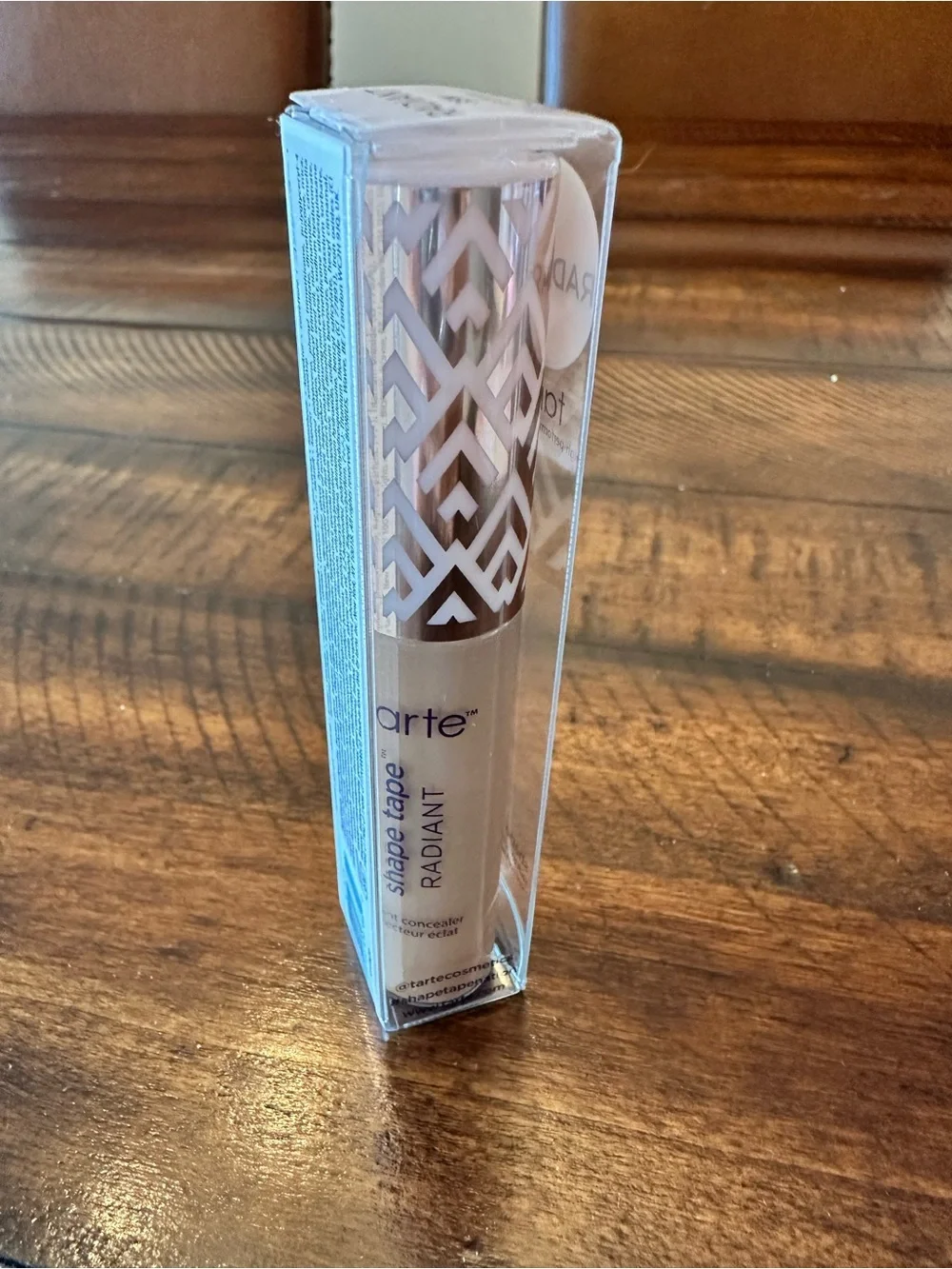 Tarte Shape Tape Radiant Concealer -35N medium